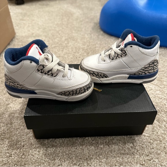SOLD Jordan 3 Retro BT - Picture 3 of 4